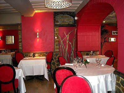 Hotel Logis Restaurant Au Site Normand Clécy